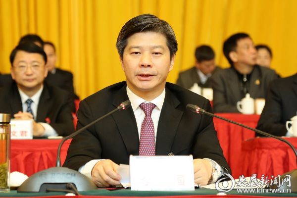 娄底市委书记、市人大常委会主任李荐国讲话