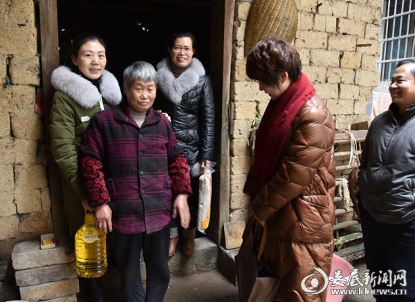 瞄准镜安装方向