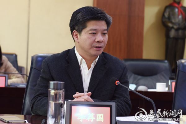市委书记、市人大常委会主任李荐国