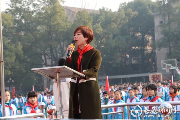 4、教师代表付敏发言