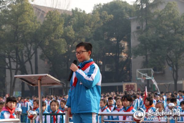 5、学生代表刘陆羽同学发言