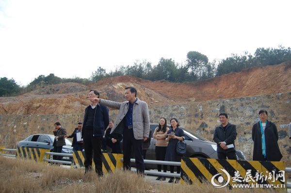 调研填埋场项目建设