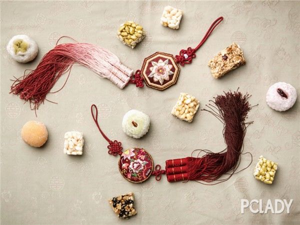 交往17位女友渣男曝光 受害女子组团报案 交往17位女友渣男曝光 受害女子组团报案