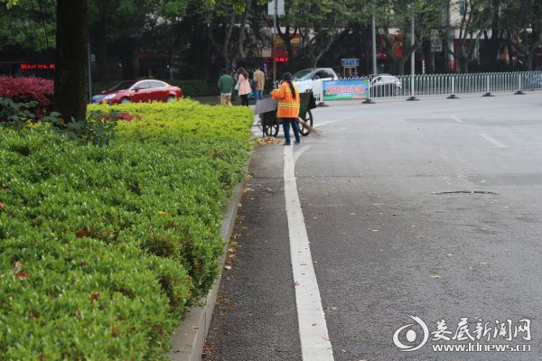 道路清洁“美容师”