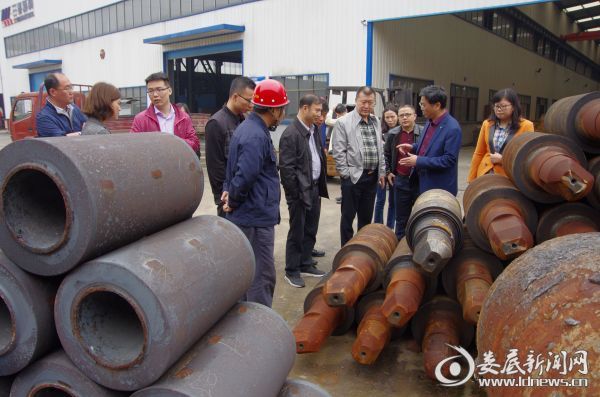 考察三泰新材2.5万吨表面基金属陶瓷涂层轧辊产业项目