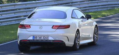 奔驰全新SL级无伪谍照 或2018年正式亮相