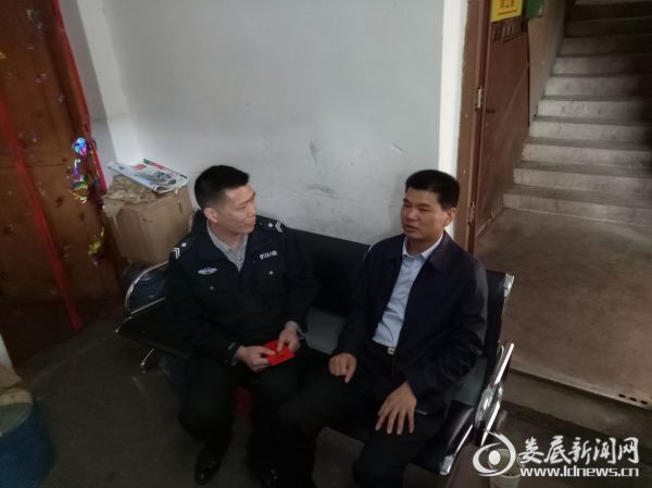 禹敏慰问曹洪兴