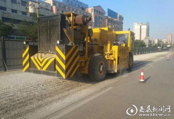 施工中的娄底市中心城区路网完善工程