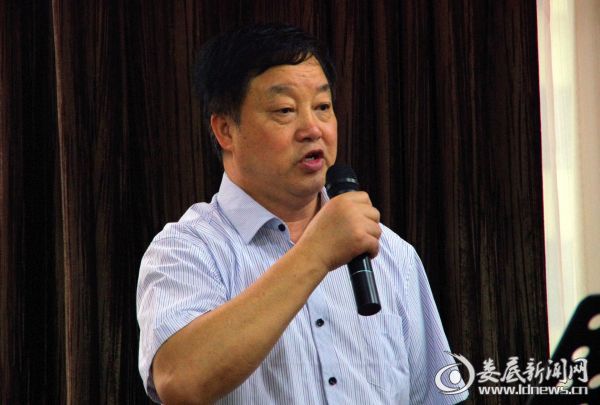 独唱《我和我的祖国》力拔头筹