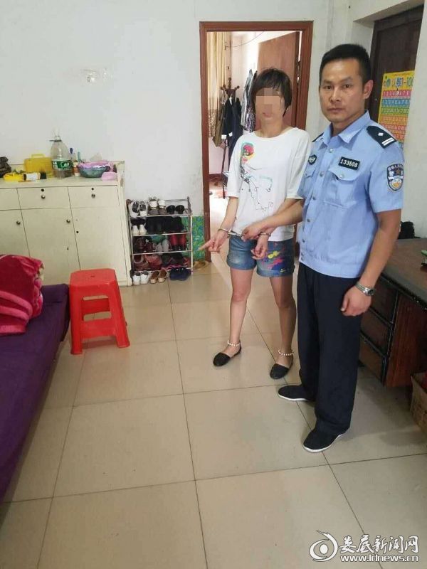 嫌疑人指认容留吸毒现场2[1]