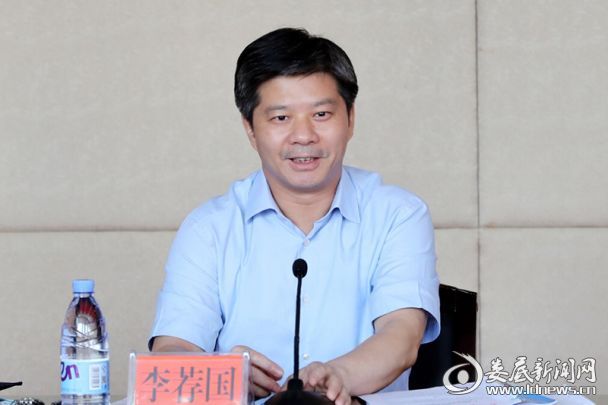 李荐国要求，职院要根植娄底，面向全国、面向未来、面向市场，努力争创全国一流高职院校