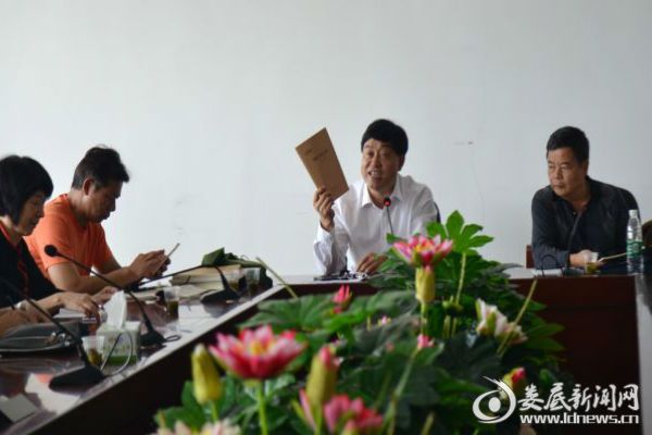 范彦江校长介绍办校经验