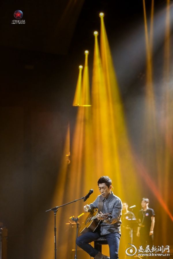 《中国乐队》播出 刘迦帝魔性开嗓