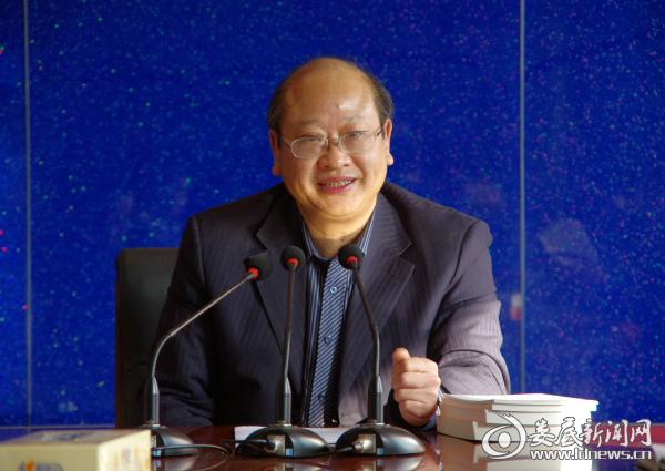 机关党支部书记杨理斌作主题宣讲