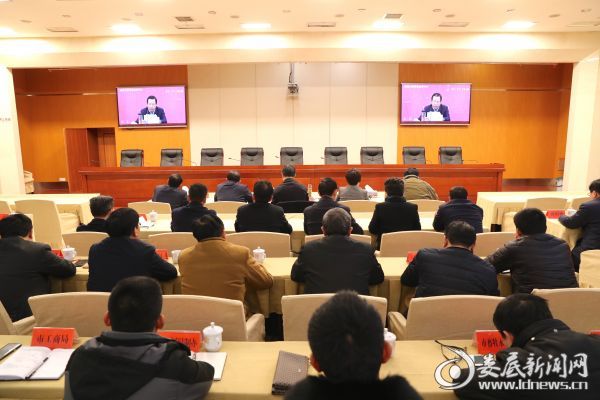 娄底收听收看湘江和洞庭湖治理工作视频会议  