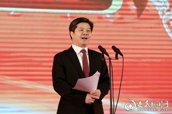 市委书记、市人大常委会主任李荐国发表热情洋溢的新春致辞