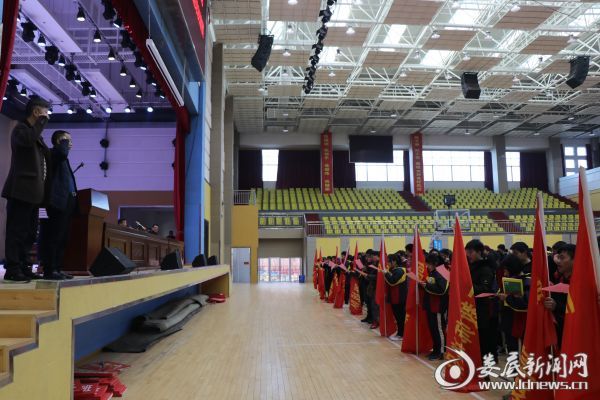 师生集体宣誓