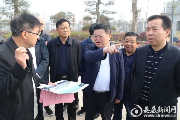 1.黄大生区长指示尽快建好综合楼