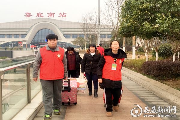 高铁站志愿服务（一）