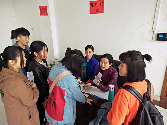 3267人报考娄底职院单招考试