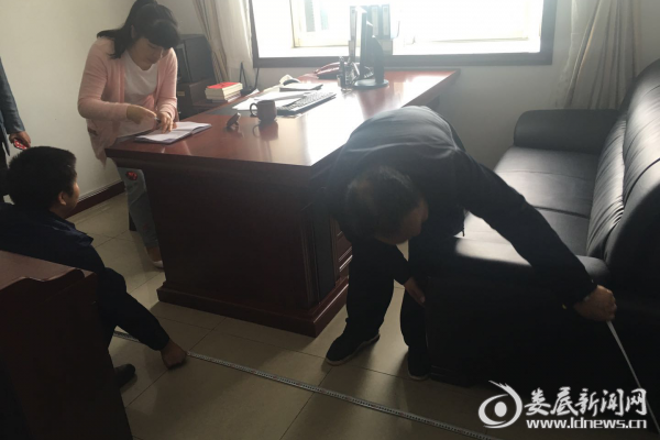 （测量检查现场）