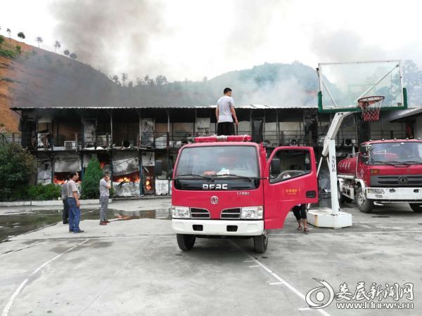 安平镇专职消防队成功扑灭一起火灾