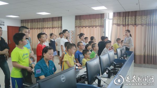 参观120指挥中心