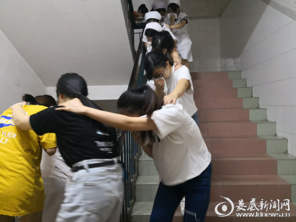 （演练现场）