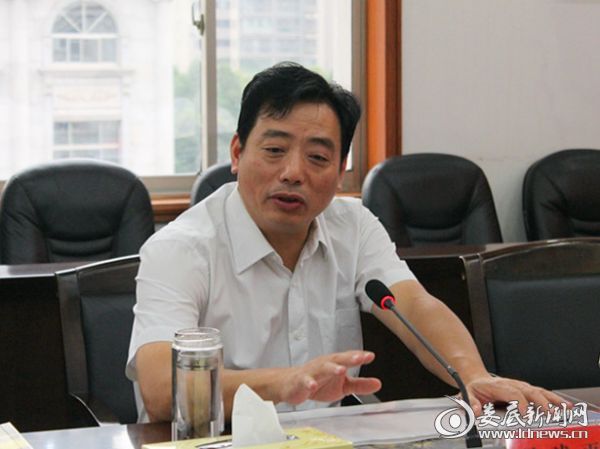 （市委常委、市委宣传部长吴建平讲话）