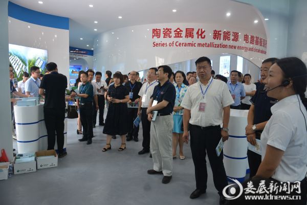 新化先进性陶瓷展厅1