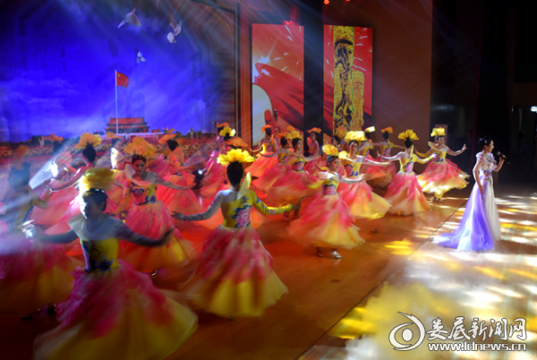 歌舞《祖国你好》