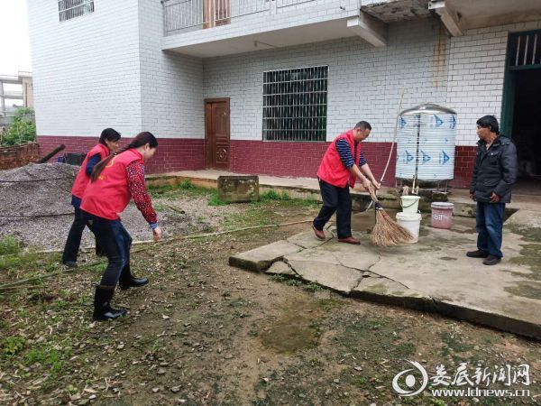 （活动现场）