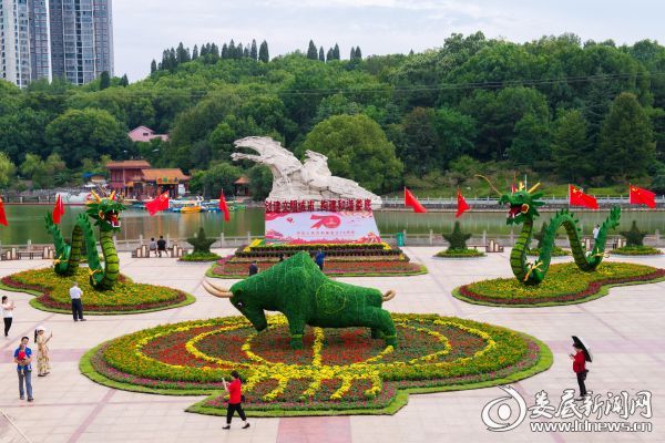 石马公园国庆花展区 (2)