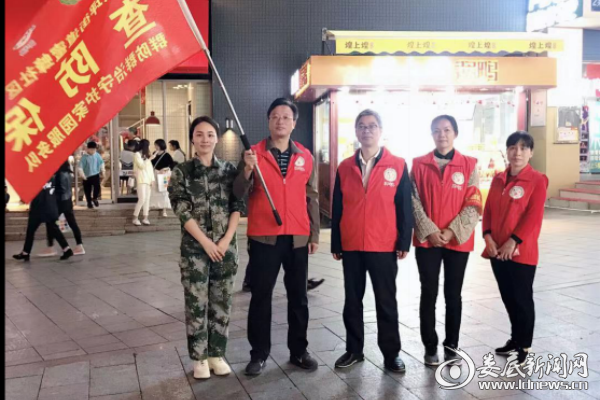 （图为巡逻现场）