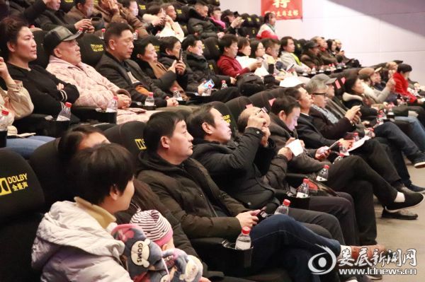 （1月10日，娄底市第一期“非遗大讲坛”在海文非遗馆开讲）