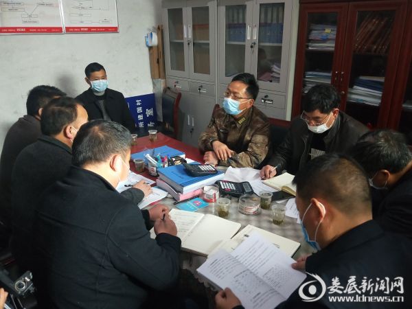 第三张是在新化县水车镇建国村