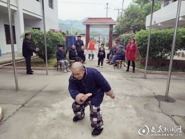 13050407@9D05CD43.7588A65E.jpg