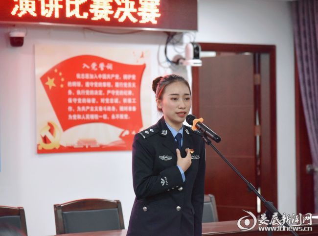 f561cf36aa805df06e400a9c07ea0b4