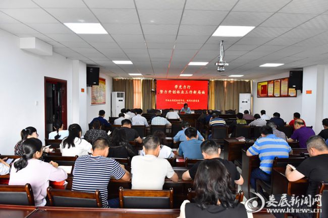 d61e35fa873765ab77f04cbb1fd073e_副本