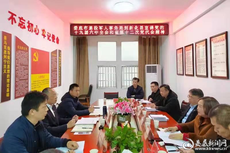 吴润民为组长的6个宣传工作队，制作宣讲口袋书800余册，深入县市区退役军人事务局、乡镇退役军人服务站和退役军人家中宣讲