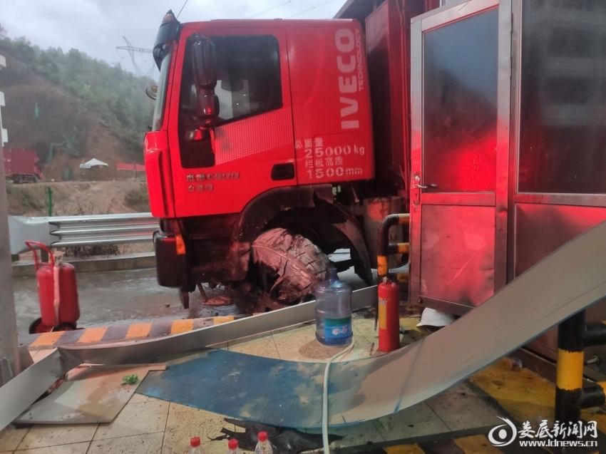 （事发现场车辆）