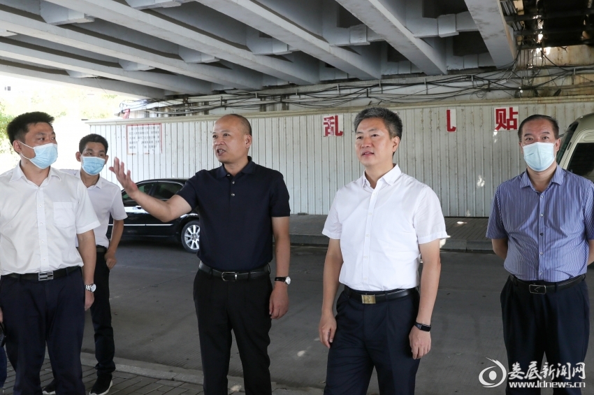 △8月13日，市委副书记、市长曾超群调研涟水复航工程工作。