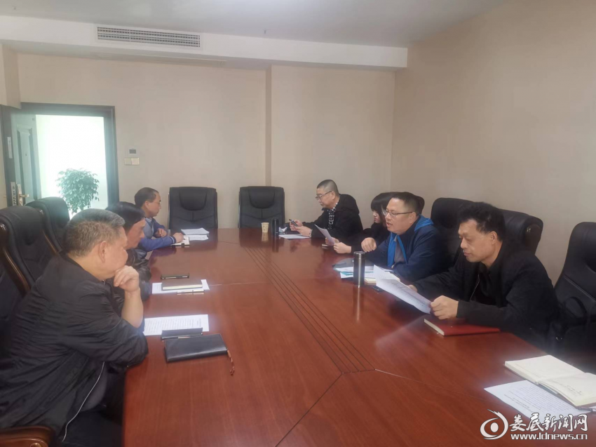 （座谈会现场）