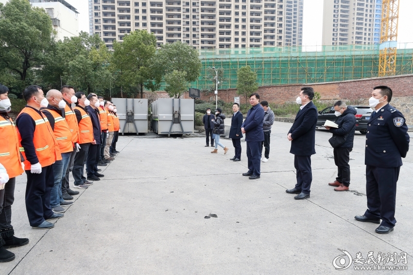 慰问环卫工人