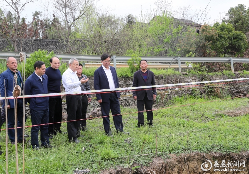 △在斗笠山镇沙坪村地质灾害隐患点
