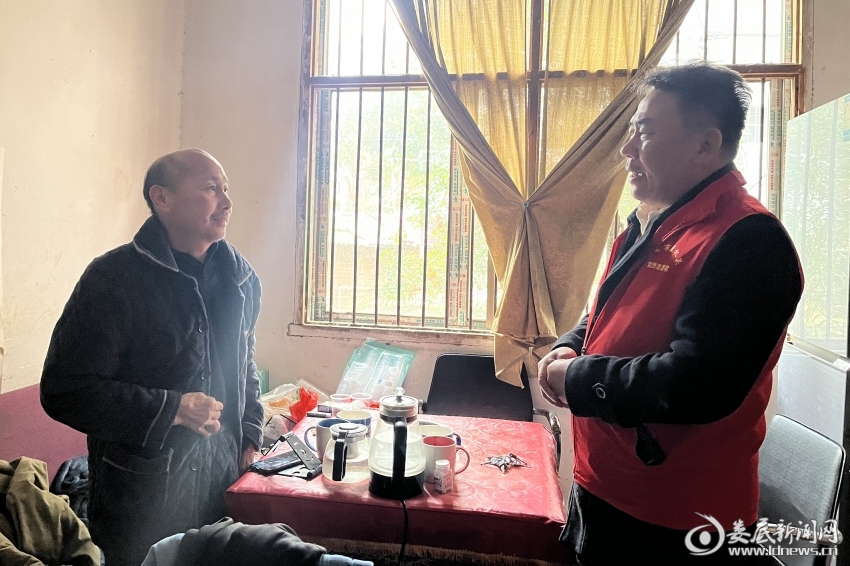 二级调研员王光华入户走访