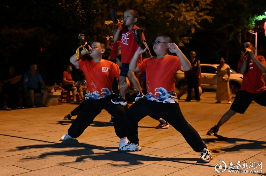 (梅山武术展演)