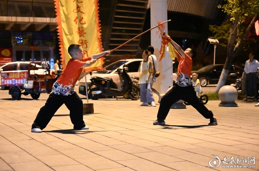 (梅山武术展演)
