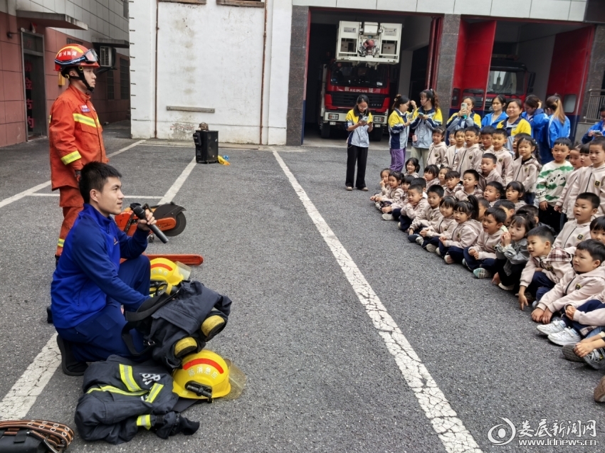 07369cd81d9553025e6b76c06b54e19e