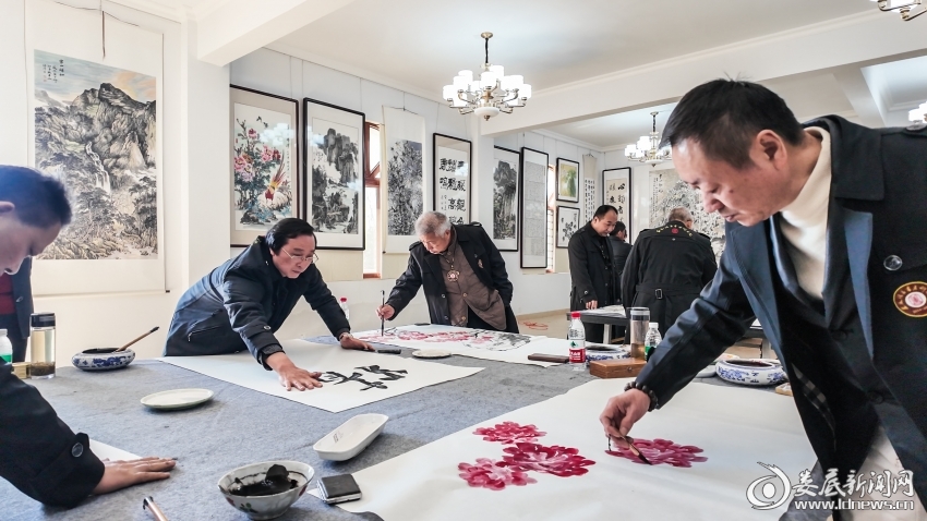 微信图片_20251123215327_743_237